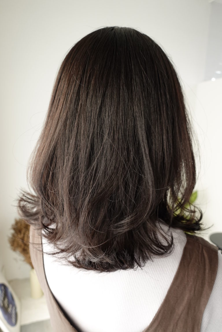 ヘアカラー 夏の旅行で髪が傷んだらどうしたらいいの 原因と対策 日系美容院 バンコク プロンポン駅すぐ Neve Hair Salon